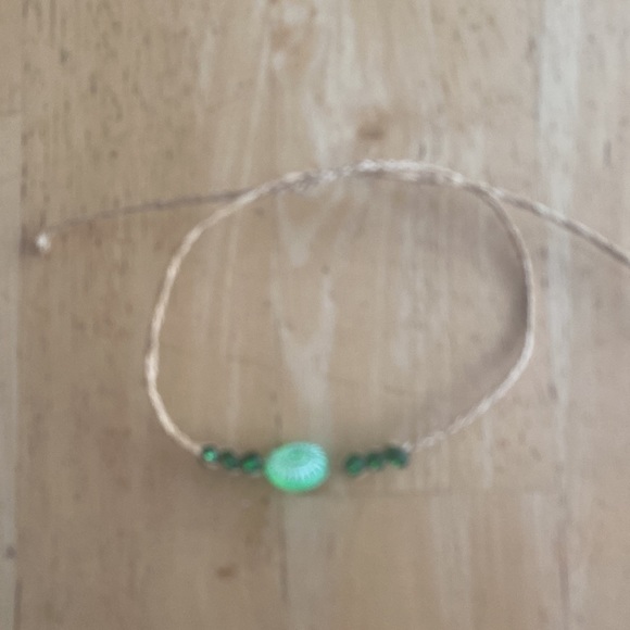 Green beads on hemp braided cord adjustable bracelet / anklet Knot to close NWOT - Picture 3 of 5